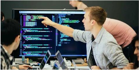 職業(yè)代碼·一鍵激活丨應用工程學院計算機類專業(yè)助力學生馳騁IT世界